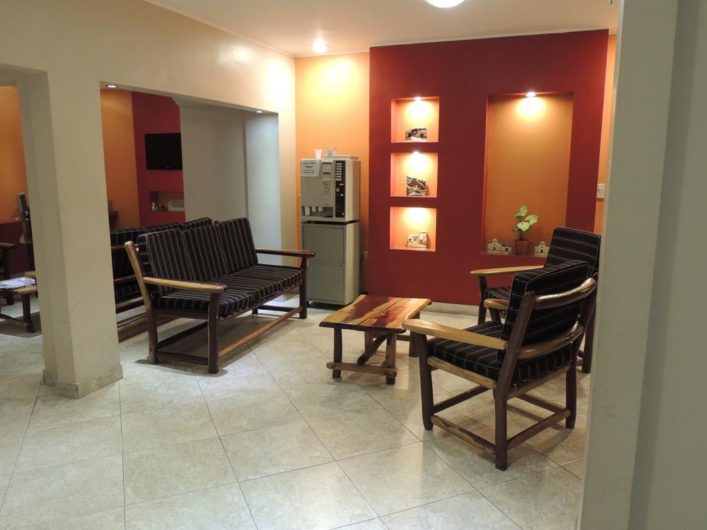 Hotel Buenos Aires Сальта Екстер'єр фото