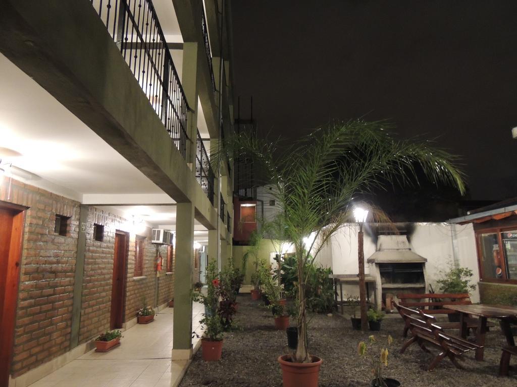 Hotel Buenos Aires Сальта Екстер'єр фото