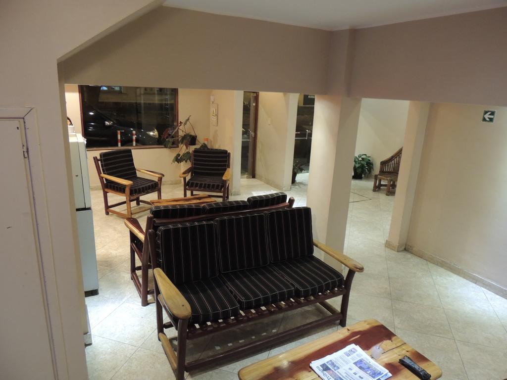 Hotel Buenos Aires Сальта Екстер'єр фото