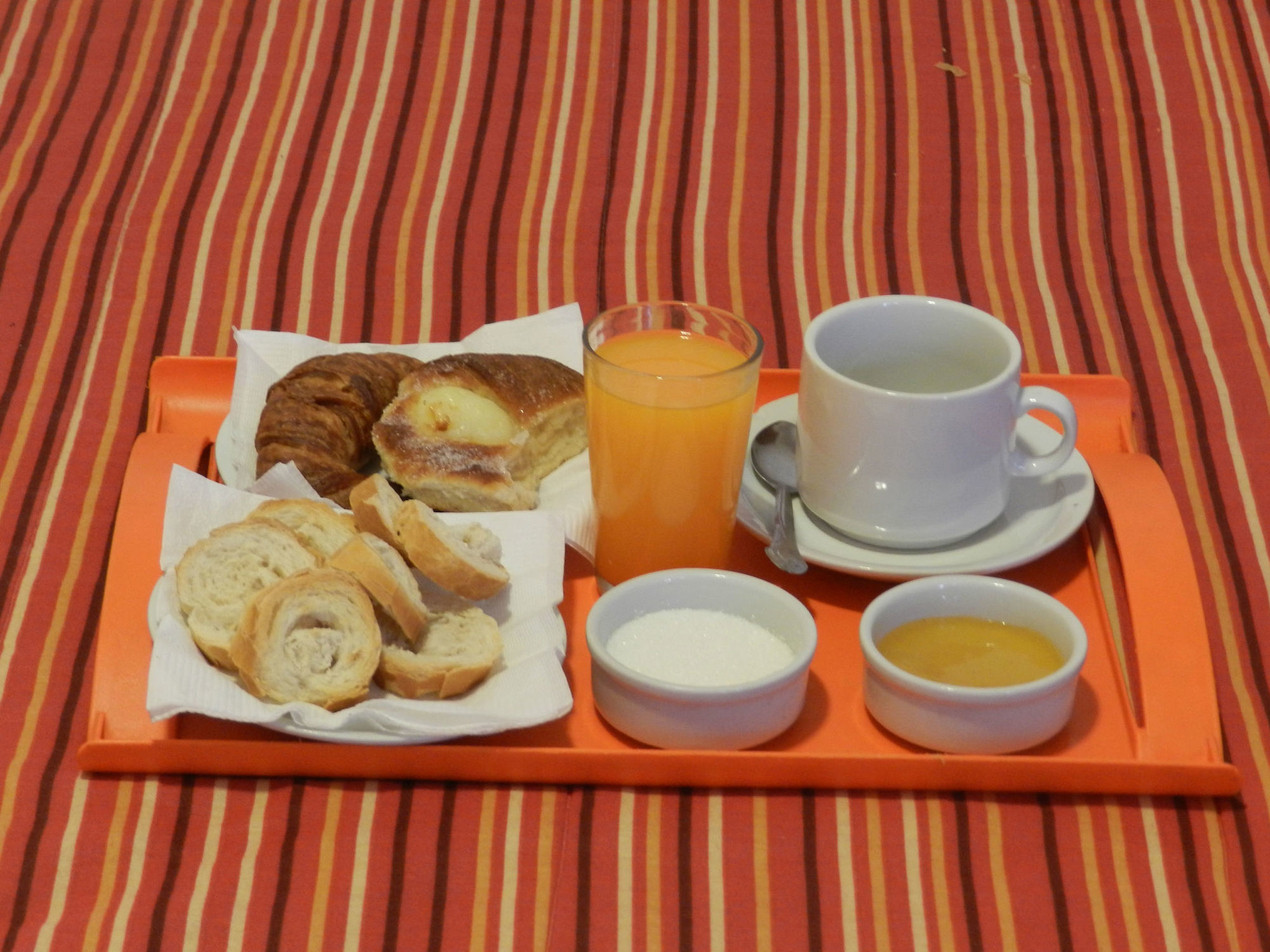 Hotel Buenos Aires Сальта Екстер'єр фото